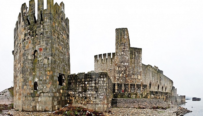Smederevo-Fortress-ReadyClickAndGo